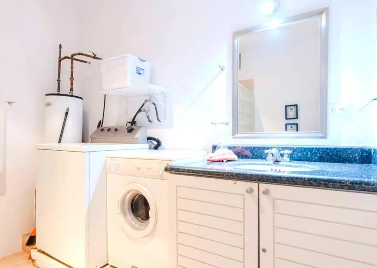 In Heart Of It All-Steps To Town, Beach & 5Th Ave! Apartment Playa del Carmen