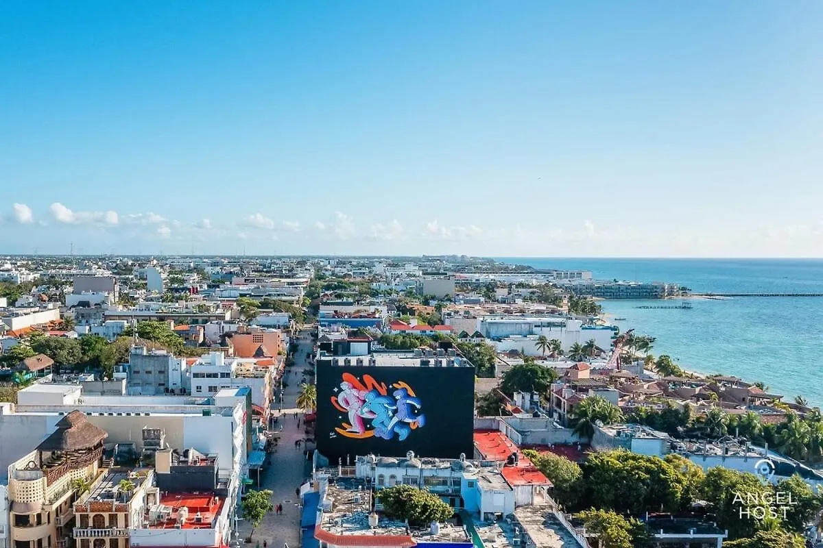 In Heart Of It All-Steps To Town, Beach & 5Th Ave! Apartment Playa del Carmen Mexico